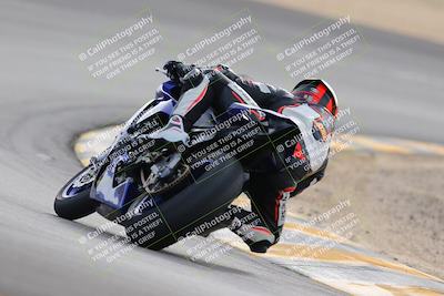 media/Dec-17-2022-SoCal Trackdays (Sat) [[224abd9271]]/Turn 10 Backside (120pm)/